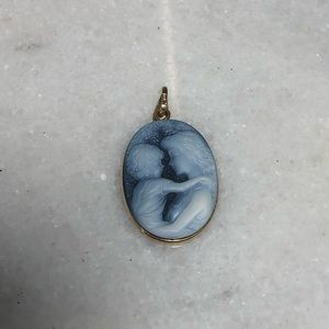 Mother and child cameo